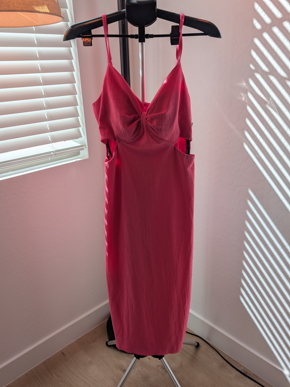 Guess Women's Pink Twist-Front Midi Dress